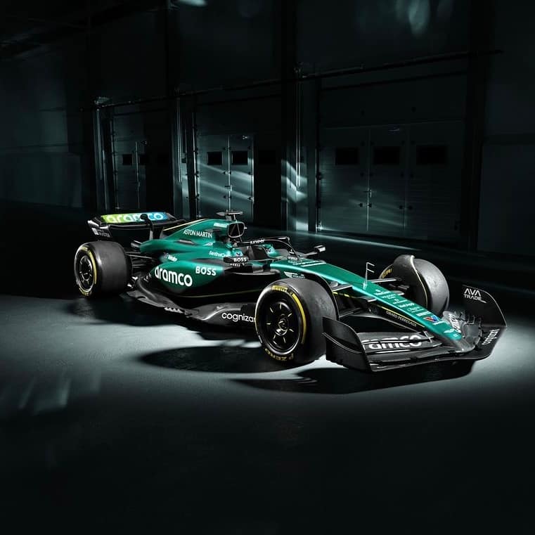 aston-martin-livery-02